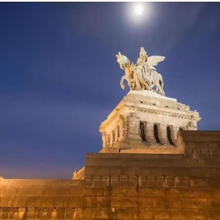 Διαμέρισμα B603, Bezauberndes