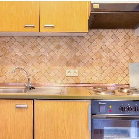 Apartament B603, Bezauberndes *